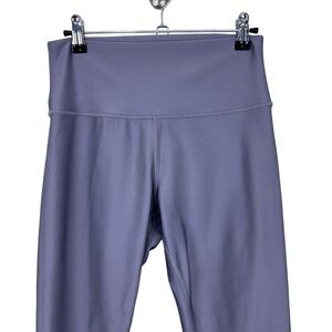 Alo Yoga High Waist Airlift 7/8 Leggings in Fog Size L